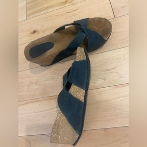 Handmade leather sandals (slides), Italy, size 9.